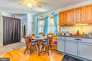 6 Gamewood Rd, Levittown, PA 19057 - Photo 7