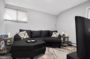 39 Cable Rd, Levittown, PA 19057 - Photo 13