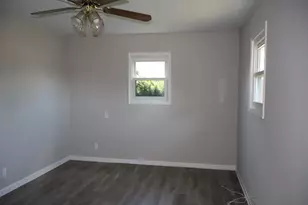 229 Suffolk Rd, Fairless Hills, PA 19030 - Photo 21
