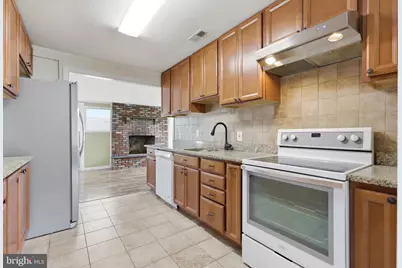 284 N Olds Boulevard, Fairless Hills, PA 19030 - Photo 7