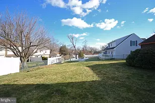 633 Keston Dr, Fairless Hills, PA 19030 - Photo 57