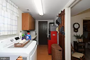 633 Keston Dr, Fairless Hills, PA 19030 - Photo 37
