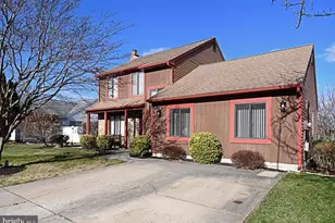 633 Keston Dr, Fairless Hills, PA 19030 - Photo 3