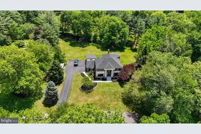 86 Wood Drive, Holland, PA 18966 - Photo 3