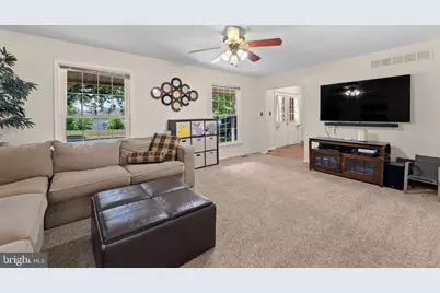 126 Pennswood Drive, Newtown, PA 18940 - Photo 5