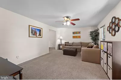 126 Pennswood Drive, Newtown, PA 18940 - Photo 3