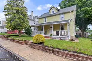523 Vine St, Perkasie, PA 18944 - Photo 3