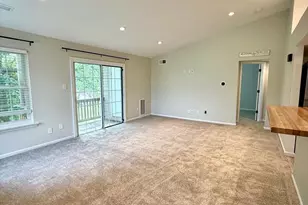 28022 Beacon Hill Dr, Holland, PA 18966 - Photo 5