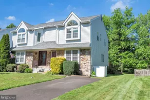 24 Pearl Dr, Doylestown, PA 18901 - Photo 1