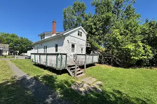 225 Centre St, Langhorne, PA 19047 - Photo 21