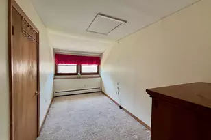 225 Centre St, Langhorne, PA 19047 - Photo 17