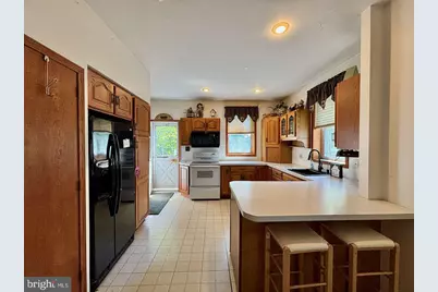 225 Centre Street, Langhorne, PA 19047 - Photo 9