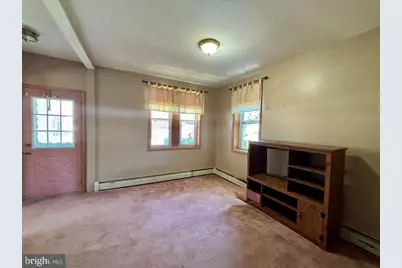 225 Centre Street, Langhorne, PA 19047 - Photo 5
