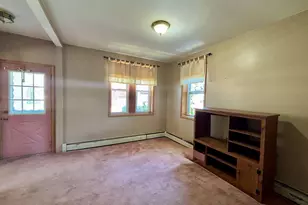 225 Centre St, Langhorne, PA 19047 - Photo 5