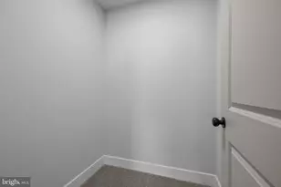 1 McLevins Ct, Croydon, PA 19021 - Photo 29