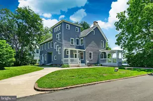 1 Pine Grove St, Bristol, PA 19007 - Photo 3