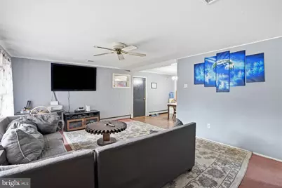 2 Quay Road, Levittown, PA 19057 - Photo 5