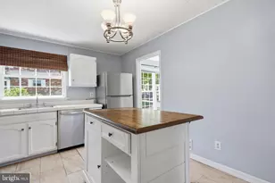 392 Rutgers Ct, Bensalem, PA 19020 - Photo 7