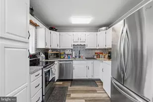 44 Quickset Rd, Levittown, PA 19057 - Photo 5