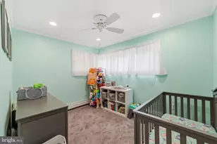 44 Quickset Rd, Levittown, PA 19057 - Photo 17