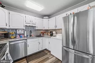 44 Quickset Rd, Levittown, PA 19057 - Photo 5