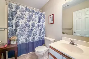 804 Diamond Dr, Newtown, PA 18940 - Photo 17