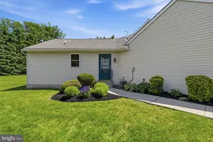4254 Mia Ln, Doylestown, PA 18902 - Photo 9