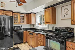 51 Martin Dr, Holland, PA 18966 - Photo 19