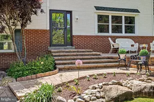 51 Martin Dr, Holland, PA 18966 - Photo 7
