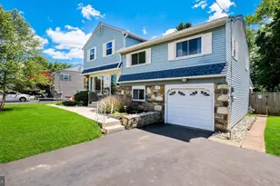 1267 Dahlia Rd, Warminster, PA 18974 - Photo 5
