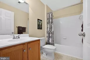 4488 Honeysuckle Ln, Doylestown, PA 18902 - Photo 13