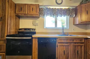 168 Colonial Dr, Warminster, PA 18974 - Photo 11