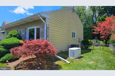 168 Colonial Drive, Warminster, PA 18974 - Photo 3