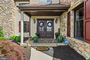 500 Deerfield Ln, Doylestown, PA 18901 - Photo 7
