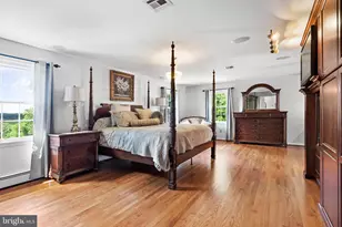 500 Deerfield Ln, Doylestown, PA 18901 - Photo 41