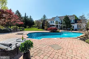 2209 Denbeigh Dr, Jamison, PA 18929 - Photo 17