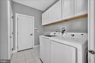 4858 W Blossom Dr, Doylestown, PA 18902 - Photo 27