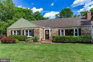 43 Glen Dr, Yardley, PA 19067 - Photo 3