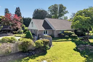 73 Shady Grove Cir, Doylestown, PA 18901 - Photo 9