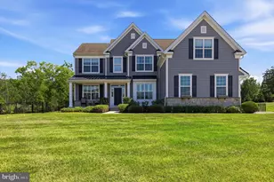 1 Bennett Ln, Newtown, PA 18940 - Photo 3