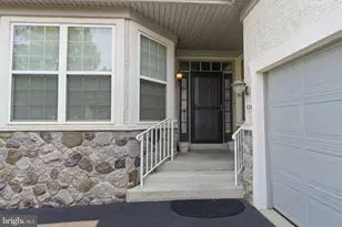 404 Prescot Ct, Warrington, PA 18976 - Photo 7