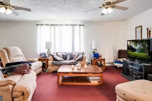 14 McCarthy Ave, Langhorne, PA 19047 - Photo 9