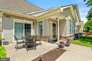 386 Shady Brook Dr, Langhorne, PA 19047 - Photo 53