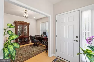 386 Shady Brook Dr, Langhorne, PA 19047 - Photo 17