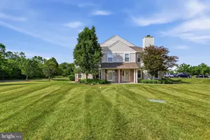1211 Denby Ct, Quakertown, PA 18951 - Photo 3