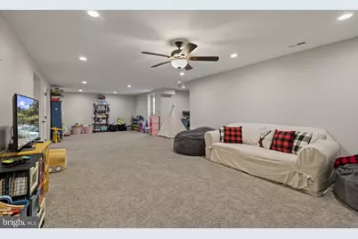 321 W Richardson Avenue, Langhorne, PA 19047 - Photo 21