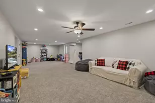 321 W Richardson Ave, Langhorne, PA 19047 - Photo 21
