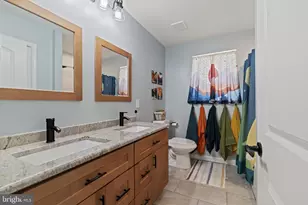 321 W Richardson Ave, Langhorne, PA 19047 - Photo 27