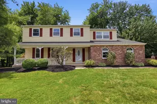 2461 Pine Cone Rd, Warrington, PA 18976 - Photo 3