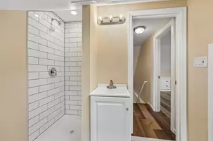 9 Rustleaf Ln, Levittown, PA 19055 - Photo 17